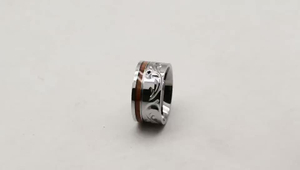 Simple design stainless steel engraved rings, wood texture stainless steel rings