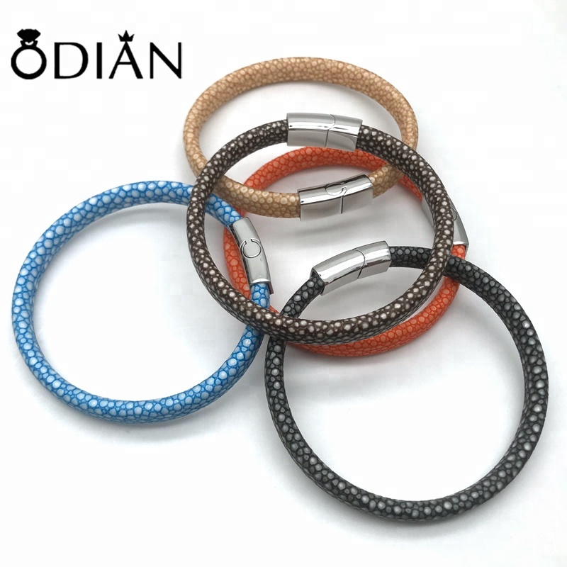 Hot colorful hight quality PU stingray leather with stainless steel button bracelet