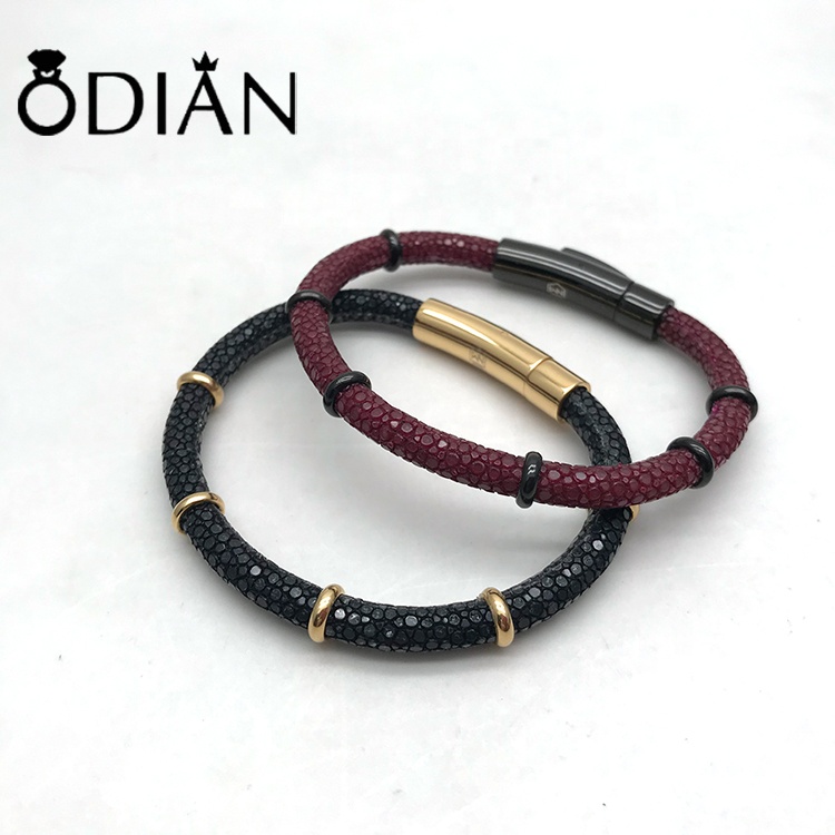 China make Stainless Steel Luxury Charm Gold Nail Genuine Leather Bracelet