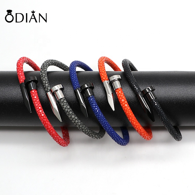 Popular Best Sale Luxury Genuine Stingray Leather Men Leather Stainless Steel Nail Bracelet For Gift
